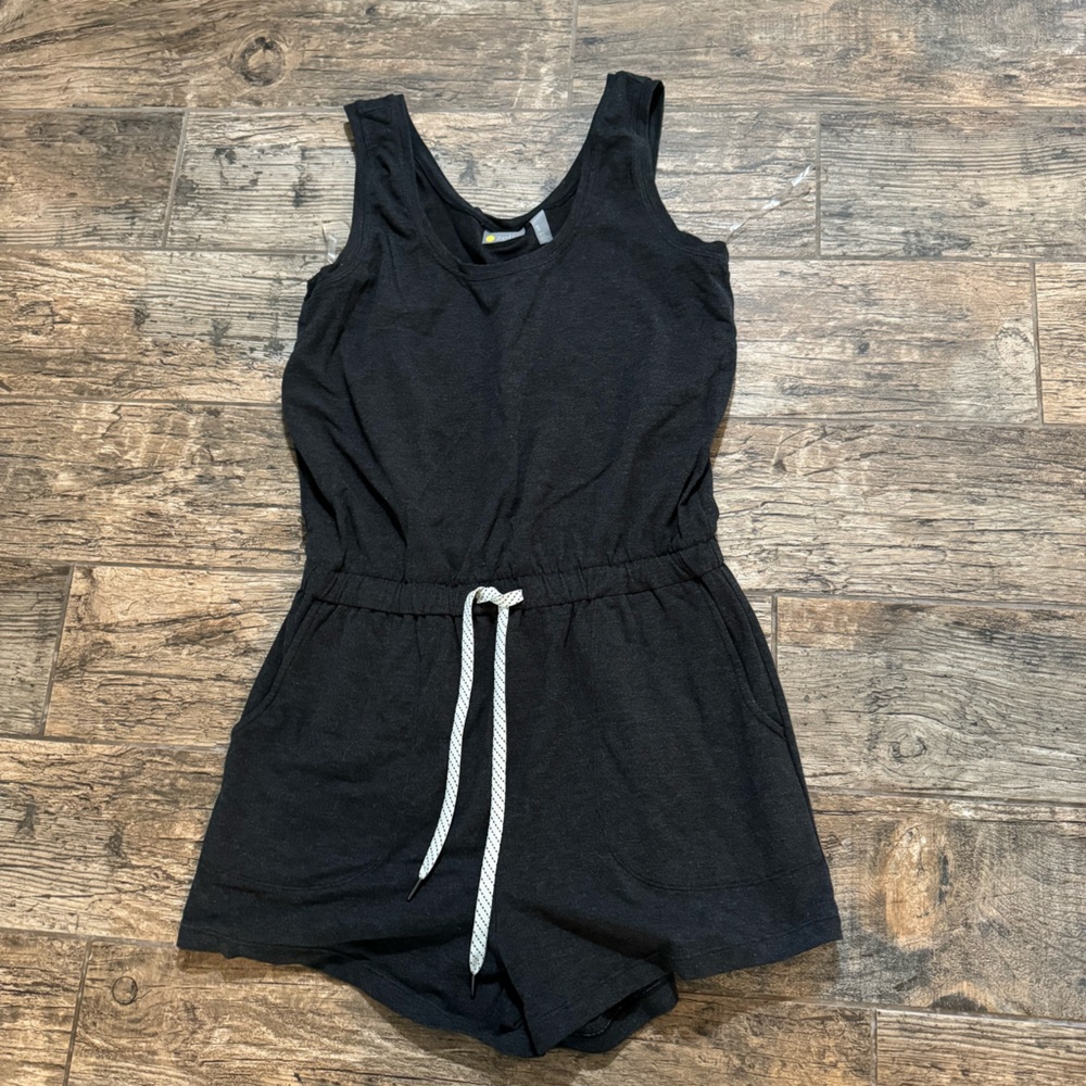 Women’s ZELLA Gwen Romper Grey Dark Heather Size Small Ponte Knit Sleeveless